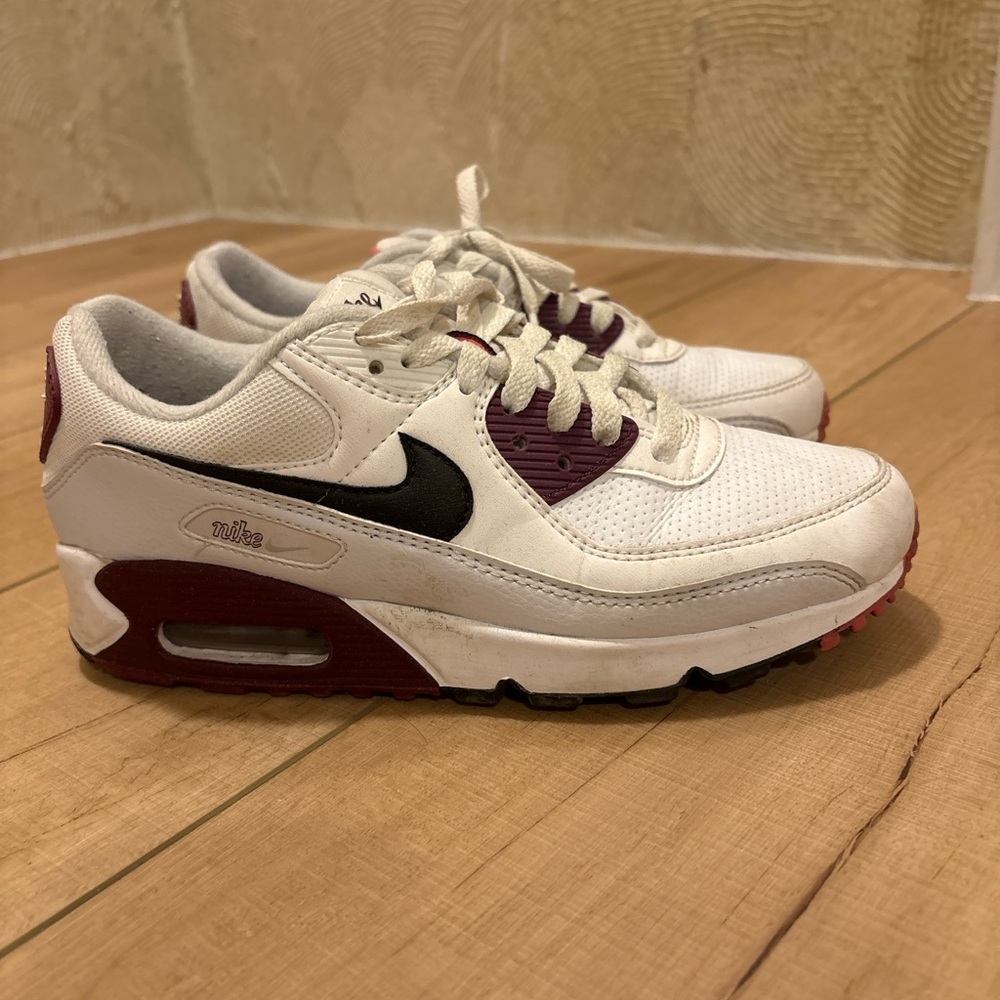 Nike Air Max 90s White and Maroon Sneakers